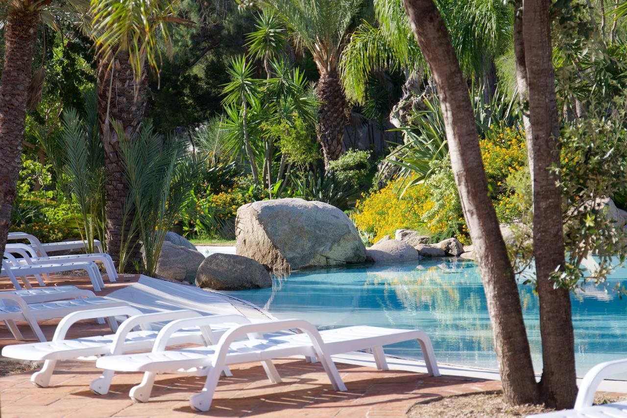 Camping Villaggio L'Ultima Spiaggia Bari Sardo Extérieur photo