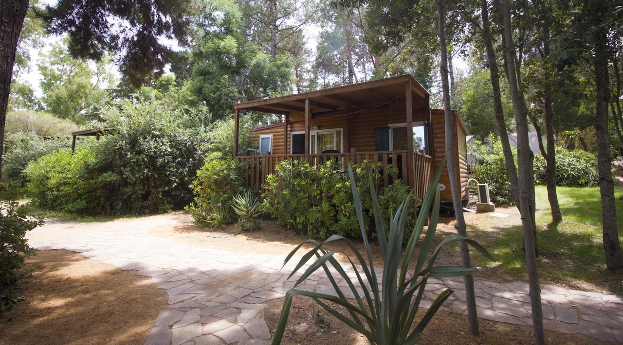Camping Villaggio L'Ultima Spiaggia Bari Sardo Extérieur photo