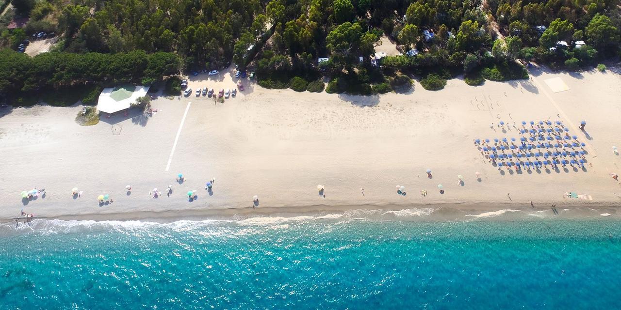 Camping Villaggio L'Ultima Spiaggia Bari Sardo Extérieur photo